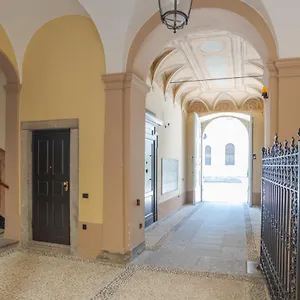 Funicolare - By Myhomeincomo Como