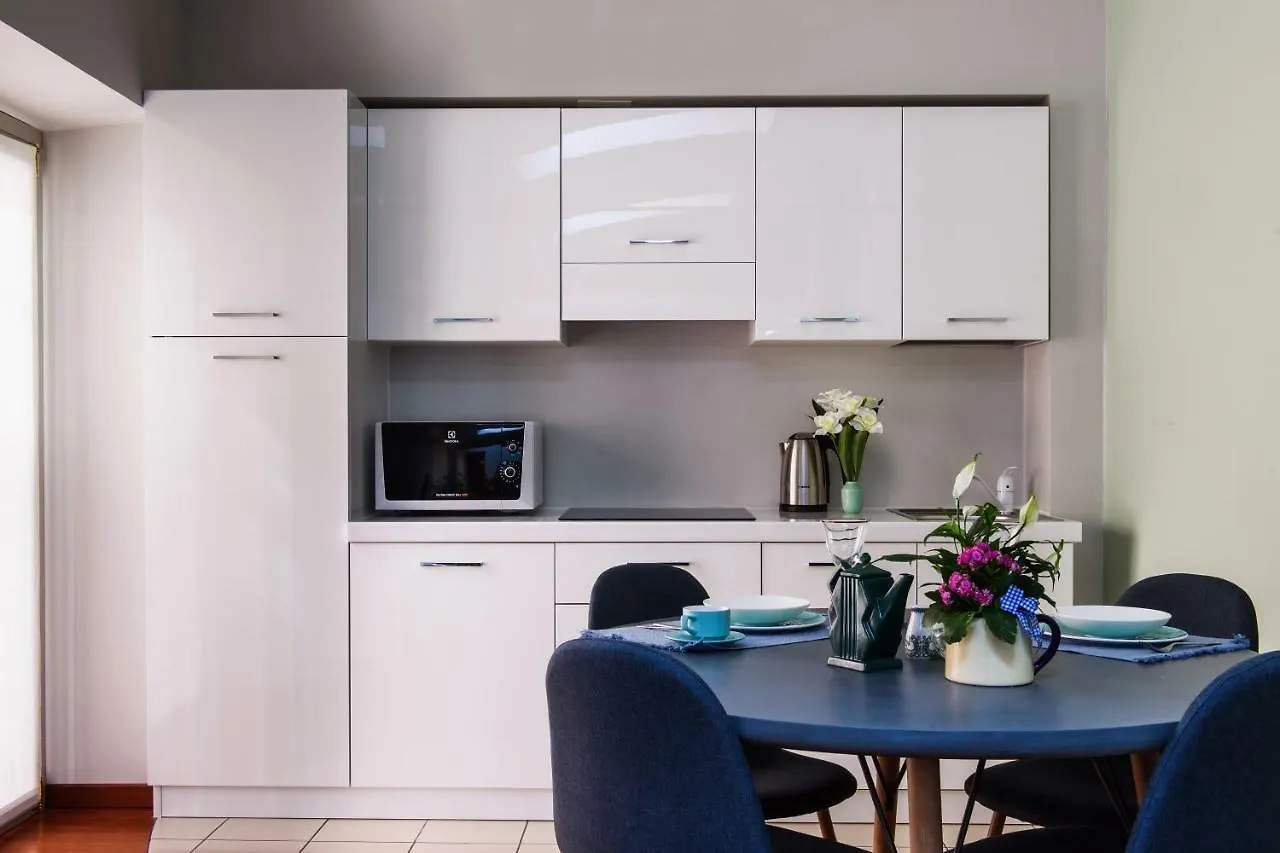 Lora Center Apartment Como Italy